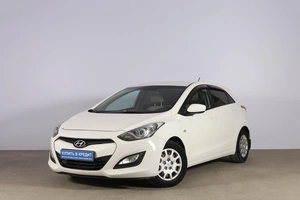 Хетчбэк Hyundai i30 2014 года, 1269000 рублей, Новосибирск