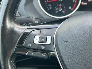 Внедорожник Volkswagen Tiguan 2018 года, 2699000 рублей, Ижевск