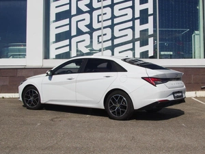 Седан Hyundai Avante 2020 года, 1849000 рублей, Владимир