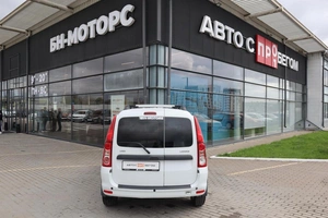 Универсал ВАЗ (LADA) Largus 2018 года, 1040000 рублей, Мирное