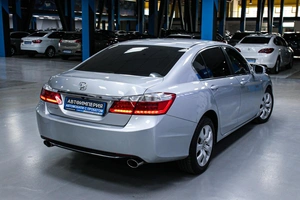 Седан Honda Accord 2013 года, 1573000 рублей, Солонцы