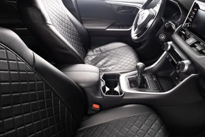 Внедорожник Toyota RAV4 2020 года, 2899000 рублей, Оренбург