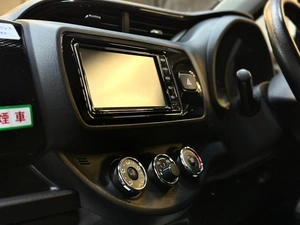 Хетчбэк Toyota Vitz 2019 года, 1097000 рублей, Красноярск