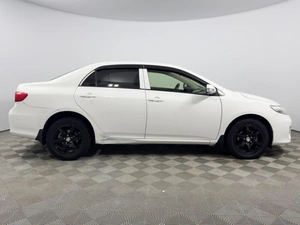 Седан Toyota Corolla 2011 года, 1199900 рублей, Казань