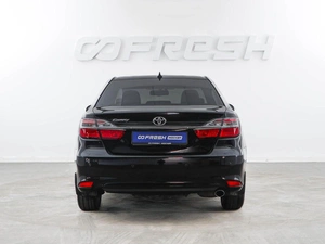 Седан Toyota Camry 2018 года, 2497434 рублей, Москва