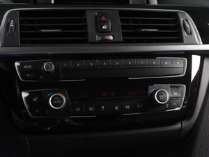 Седан BMW 3 серия 2018 года, 1899000 рублей, Минеральные Воды