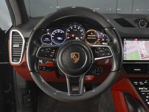 Внедорожник Porsche Cayenne 2019 года, 7799000 рублей, Омск