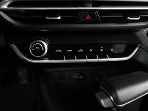 Седан Changan Eado Plus 2023 года, 1679000 рублей, Воронеж