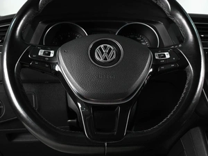 Внедорожник Volkswagen Tiguan 2019 года, 2415000 рублей, Аксай