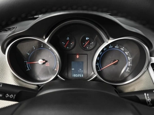 Седан Chevrolet Cruze 2011 года, 855000 рублей, Ставрополь