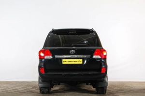Внедорожник Toyota Land Cruiser 2012 года, 4179000 рублей, Тюмень