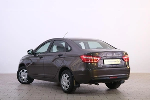 Седан ВАЗ (LADA) Vesta 2017 года, 869000 рублей, Омск