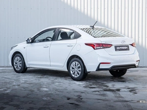 Седан Hyundai Solaris 2017 года, 1160000 рублей, Краснодар
