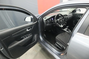 Хэтчбек Kia Rio 2018 года, 1490000 рублей, Курск