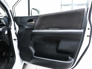 Минивэн Honda Freed 2014 года, 1240000 рублей, Красноярск