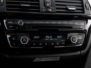 Седан BMW 3 серия 2016 года, 2619000 рублей, Тюмень