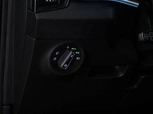 Внедорожник Skoda Karoq 2020 года, 2753444 рублей, Москва