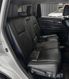 Внедорожник Toyota Highlander 2014 года, 2850000 рублей, Красноярск