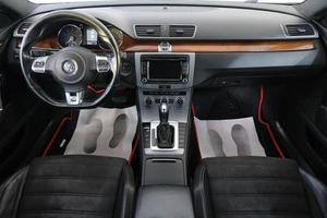 Седан Volkswagen Passat CC 2013 года, 1329000 рублей, Омск