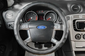 Седан Ford Mondeo 2010 года, 739000 рублей, Тюмень