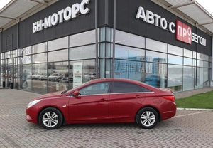 Седан Hyundai Sonata 2012 года, 1215000 рублей, Мирное