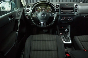 Внедорожник Volkswagen Tiguan 2013 года, 1350000 рублей, Красноярск