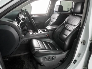 Внедорожник Volkswagen Touareg 2014 года, 2399000 рублей, Воронеж