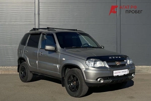 Внедорожник Chevrolet Niva 2016 года, 799000 рублей, Солонцы