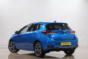 Хетчбэк Toyota Auris 2015 года, 1599000 рублей, Новокузнецк