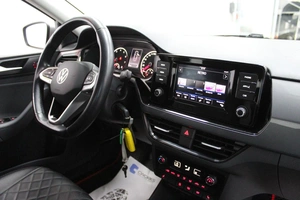 Хэтчбек Volkswagen Polo 2020 года, 1500000 рублей, Смоленск