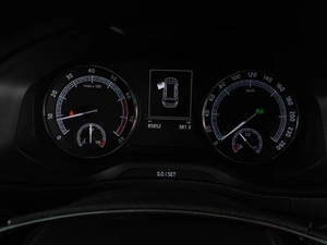 Внедорожник Skoda Karoq 2020 года, 2475000 рублей, Минеральные Воды