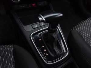 Хетчбэк Kia Rio X-Line 2019 года, 1499000 рублей, Саратов