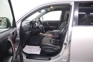 Внедорожник Toyota Highlander 2011 года, 1870000 рублей, Брянск