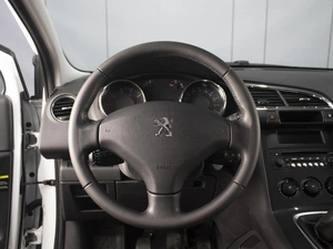 Внедорожник Peugeot 3008 2014 года, 710000 рублей, Омск