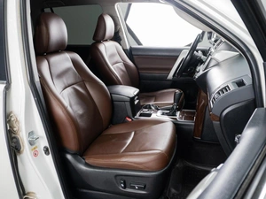 Внедорожник Toyota Land Cruiser Prado 2014 года, 3399000 рублей, Тюмень