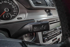 Седан Volkswagen Passat 2011 года, 1099000 рублей, Челябинск