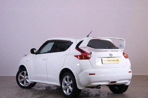 Внедорожник Nissan Juke 2011 года, 819000 рублей, Омск