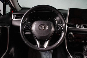 Внедорожник Toyota RAV4 2022 года, 4529000 рублей, Сургут