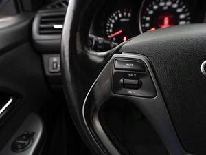 Седан Kia Rio 2016 года, 1099000 рублей, Саратов