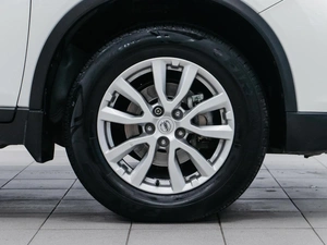 Внедорожник Nissan X-Trail 2019 года, 2499000 рублей, Красноярск