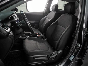 Седан Kia Rio 2016 года, 1064000 рублей, Воронеж
