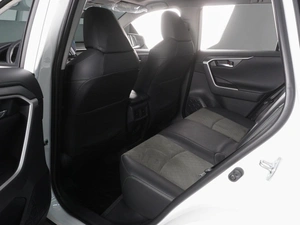 Внедорожник Toyota RAV4 2024 года, 4099000 рублей, Красный Пахарь