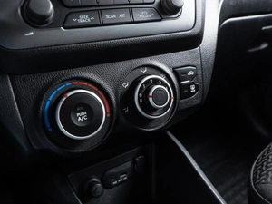 Седан Kia Rio 2013 года, 961900 рублей, Волгоград