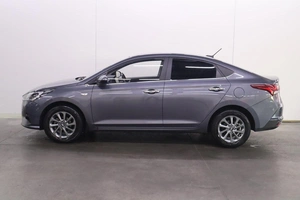 Седан Hyundai Solaris 2024 года, 1950000 рублей, Клинцы