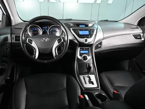 Седан Hyundai Avante 2012 года, 1269000 рублей, Аксай