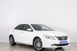 Седан Toyota Camry 2014 года, 1799000 рублей, Красноярск