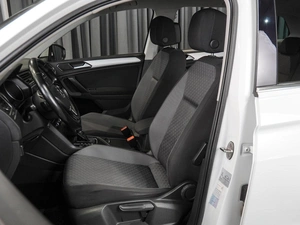 Внедорожник Volkswagen Tiguan 2017 года, 2230000 рублей, Волгоград