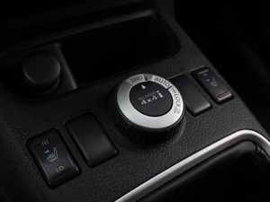 Внедорожник Nissan X-Trail 2010 года, 1130000 рублей, Омск