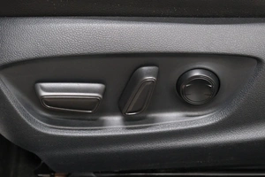 Седан Toyota Camry 2021 года, 2799000 рублей, Омск