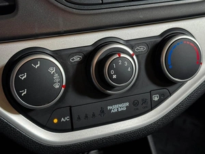 Хетчбэк Kia Picanto 2012 года, 899000 рублей, Кропоткин